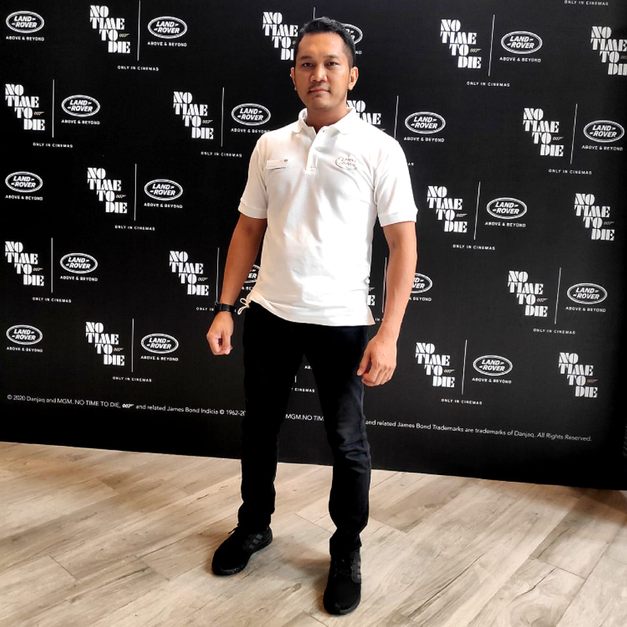 Sales Defender ATPM PIK, Jakarta, Indonesia