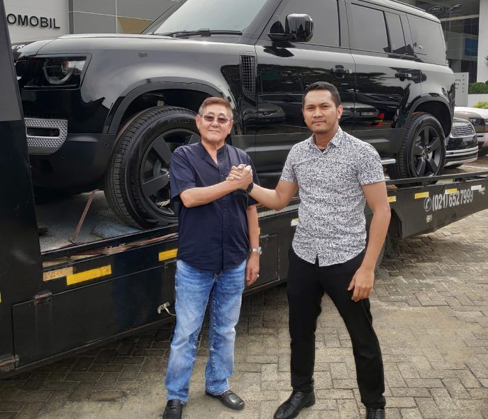 Serah Terima Defender Bpk. Heppy